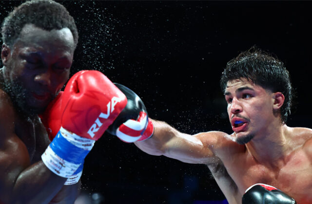 Zayas won a points decision over Abass Baraou. Credit: Mikey Williams/ Top Rank Zayas won a points decision over Abass Baraou. Credit: Mikey Williams/ Top Rank