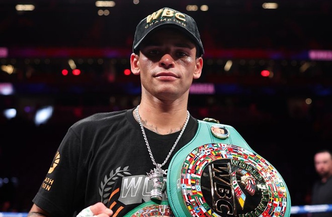Ryan Garcia won the WBC welterweight world title with a unanimous decision win over Mario Barrios in Las Vegas Photo Credit: Cris Equeda/Golden Boy