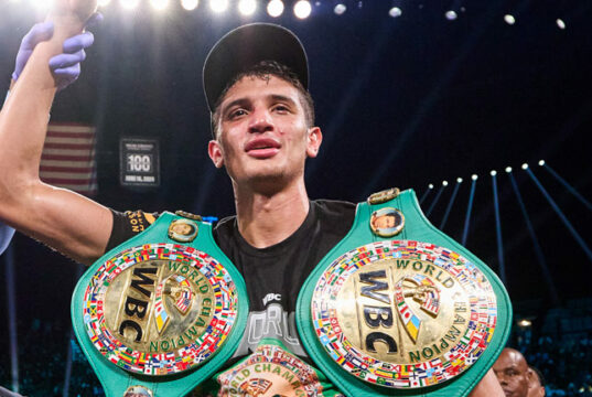 Sebastian Fundora retained his WBC super welterweight world title with a sixth round stoppage of Keith Thurman in Las Vegas on Saturday Photo Credit: Esther Lin/Premier Boxing Champions