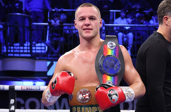 Sains defends his English middleweight title against Osaze. Photo: Mark Robinson Matchroom Boxing