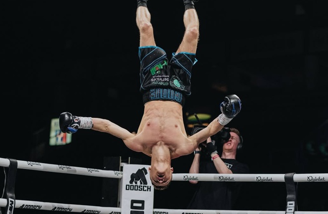 Codie Smith celebrates his win. Credit: MFPro, Instagram