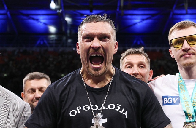 Kalle Sauerland suggests Oleksandr Usyk's IBF belt should be up for grabs for the Chisora-Wilder winner. Credit: Queensberry/ Leigh Dawney