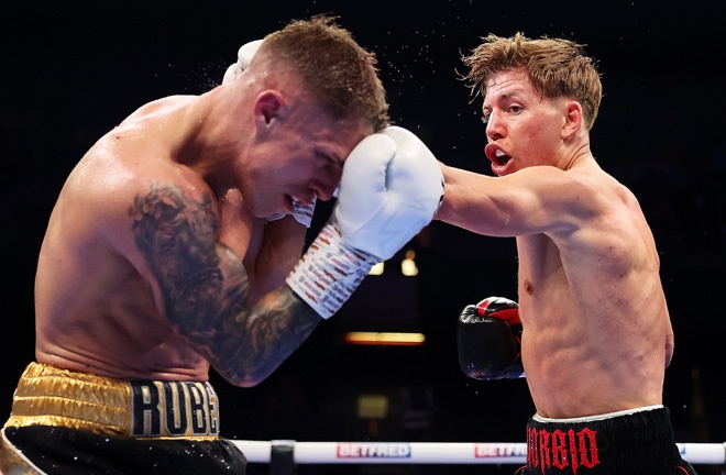 Visioli dominated Giles Photo Credit: Mark Robinson Matchroom Boxing