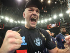 Tyson Fury got back to winning ways against Arslanbek Makhmudov. Credit: Netflix/ Mark Robinson