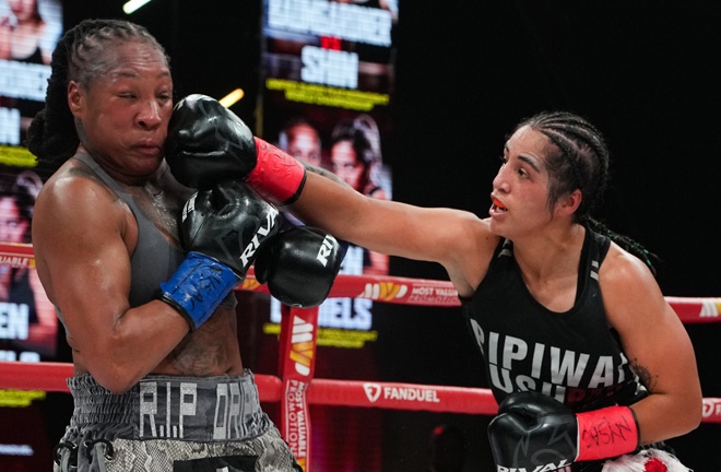 Daniels stopped Green to become unified super middleweight world champion Photo Credit: Most Valuable Promotions / Michelle Farsi