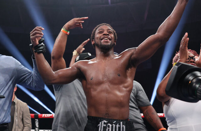 Keyshawn Davis made no mistake in Norfolk. Photo Credit: Top Rank