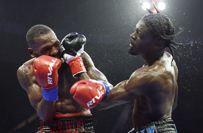 Nahir Albright upset Kelvin Davis last June. Photo: Mikey Williams/Top Rank