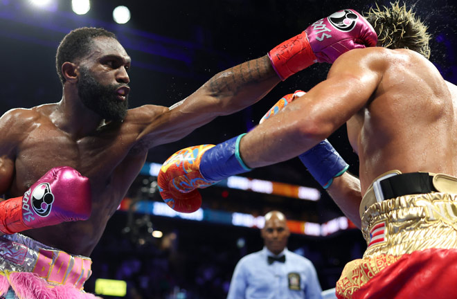 Xander Zayas gave Jaron Ennis his toughest test to date. Photo Credit: Matchroom Boxing