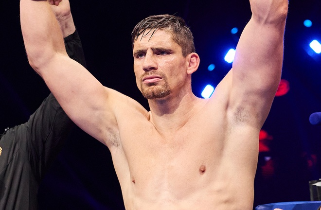 Rico Verhoeven is now ranked at eight by the WBC Photo Credit: Mark Robinson Matchroom Boxing