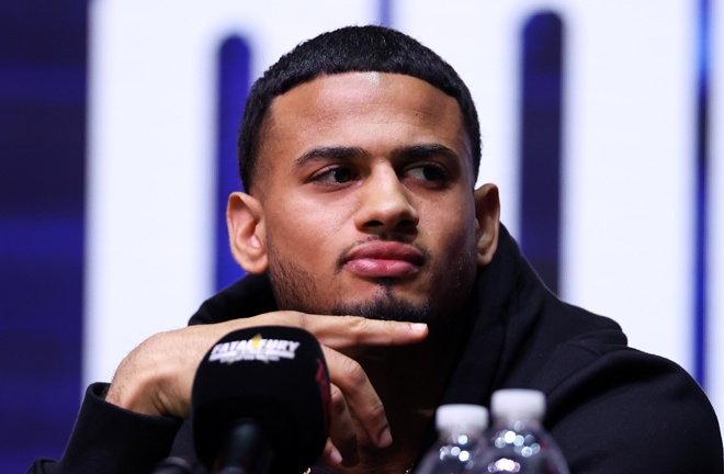 Romero revealed why a fight between himself and Manny Pacquiao never materialised. Photo Credit: Golden Boy / Cris Esqueda