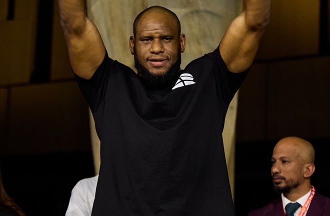 Itauma has been ordered to fight Sanchez for the vacant IBF heavyweight world title Photo Credit: Mark Robinson Matchroom Boxing