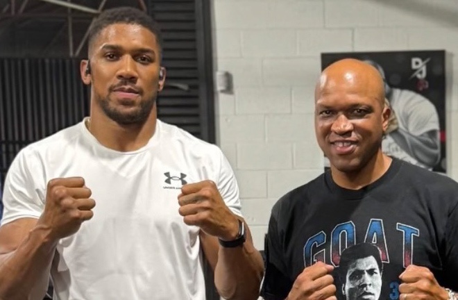 Joshua reunited with former trainer Derrick James Photo Credit: @anthonyjoshua