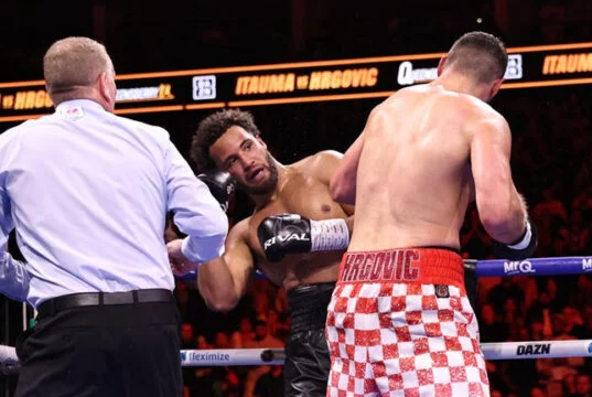 Hrgovic stops Itauma in the ninth round Photo Credit: Queensberry