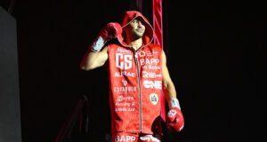 Callum Simpson refused to be denied in rematch with Williamson. Photo Credit: Boxxer