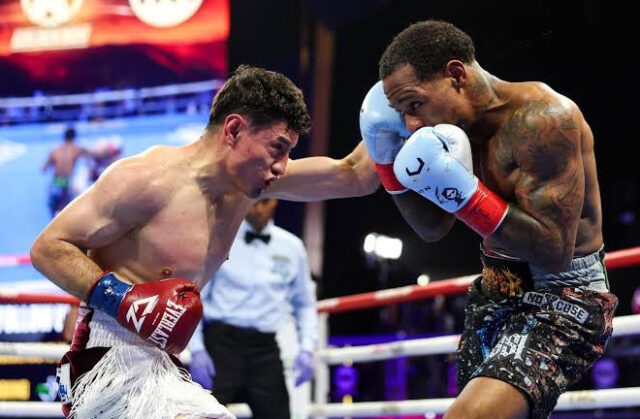 William Zepeda dominated Lamont Roach Jr. Photo Credit: Golden Boy William Zepeda dominated Lamont Roach Jr. Photo Credit: Golden Boy