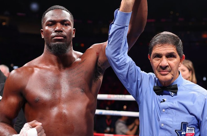 Joshua Edwards returns on the Schofield vs Bahdi card Photo Credit: Golden Boy Promotions / Cris Esqueda