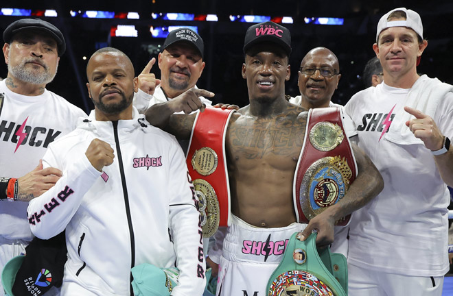 Foster is now the WBC, IBF and WBO super featherweight world champion Photo Credit: Top Rank
